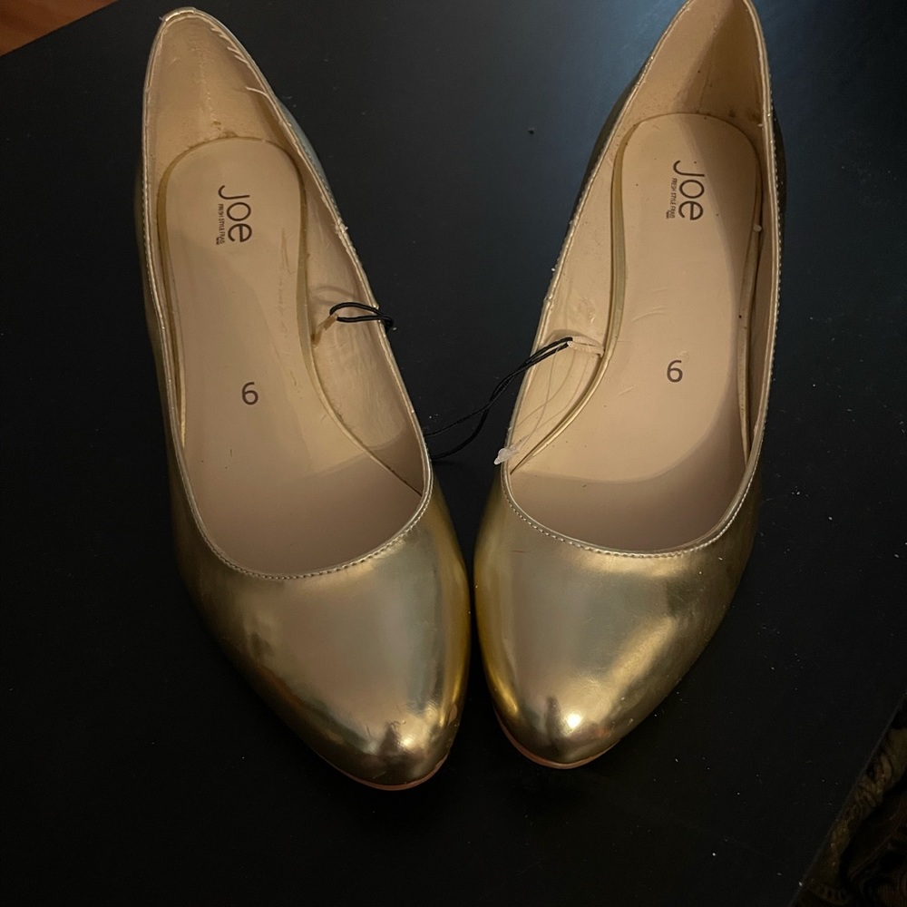 Gold toned Joe Fresh Wedged Heels